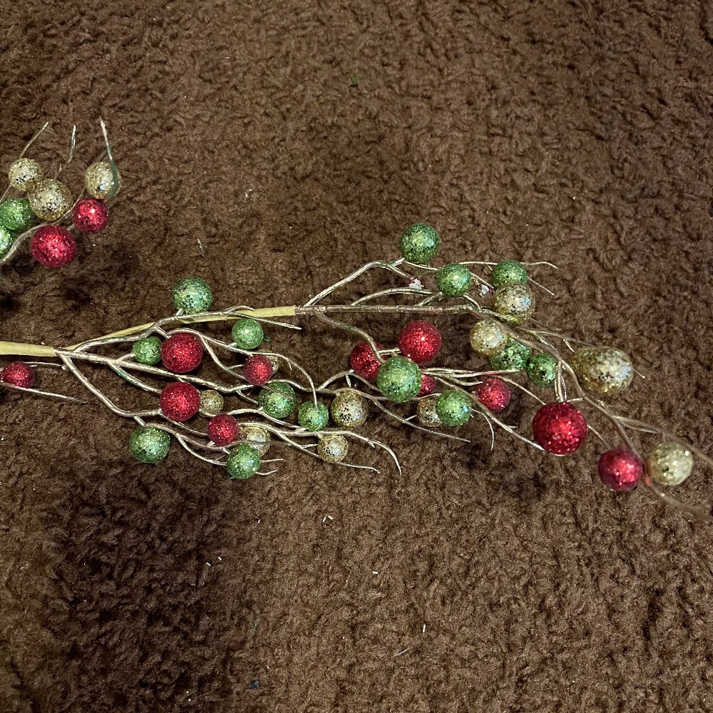 New! Christmas Garland with Gold Red & Green Glittered Berries Kurt Adler